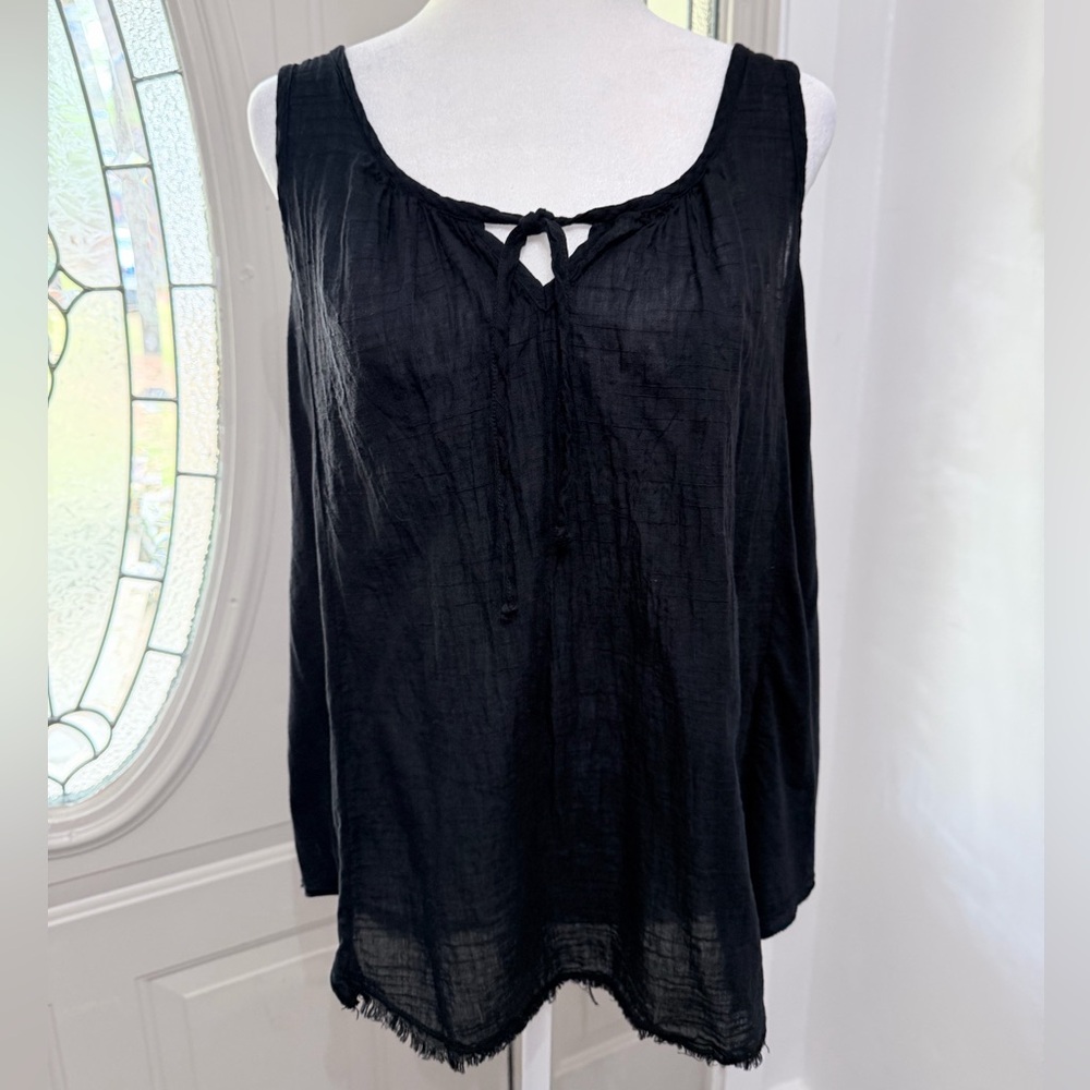 Velvet by Graham & Spencer Black Cotton Gauze Sleeveless Medium Blouse - Picture 2 of 9